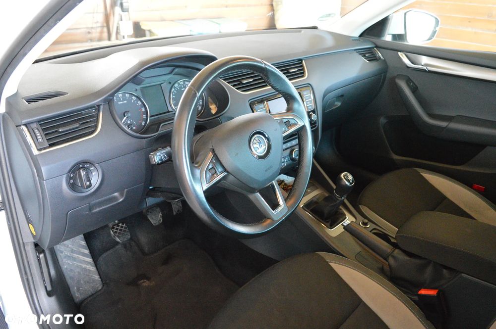 Skoda Octavia 1.6 TDI (Green tec) Joy - 6