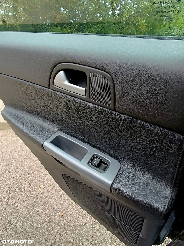 Volvo V50 1.6D Momentum - 14