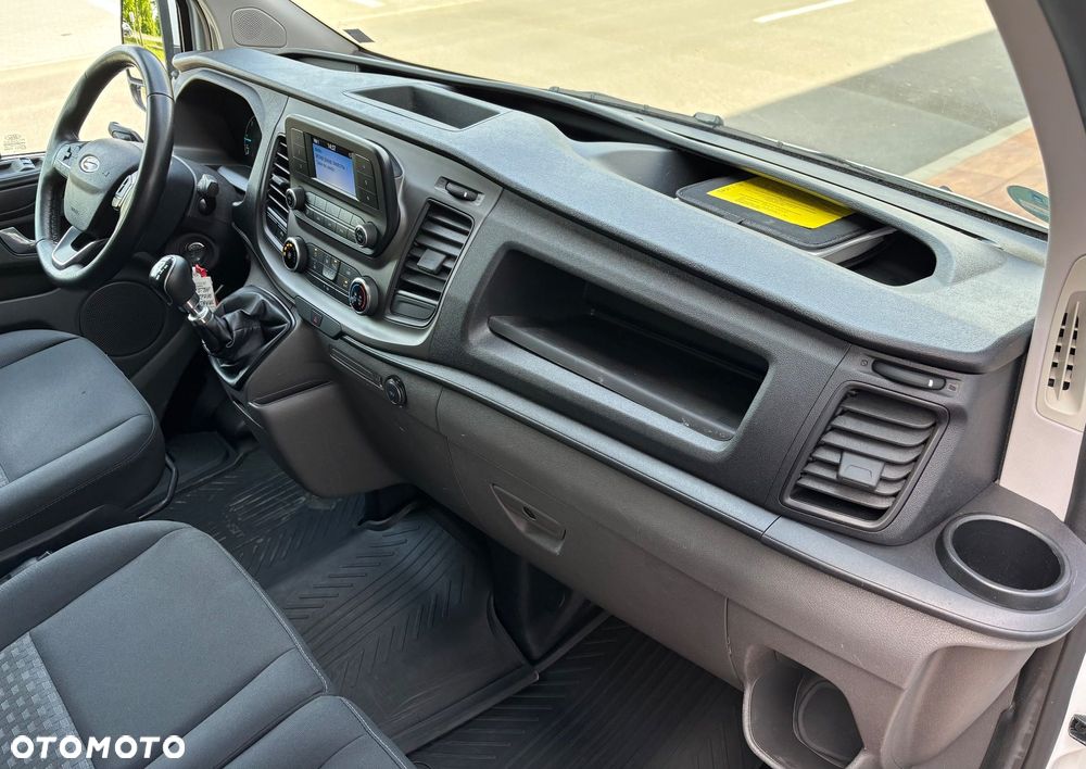 Ford Transit Custom 310 L2H1 Limited - 29