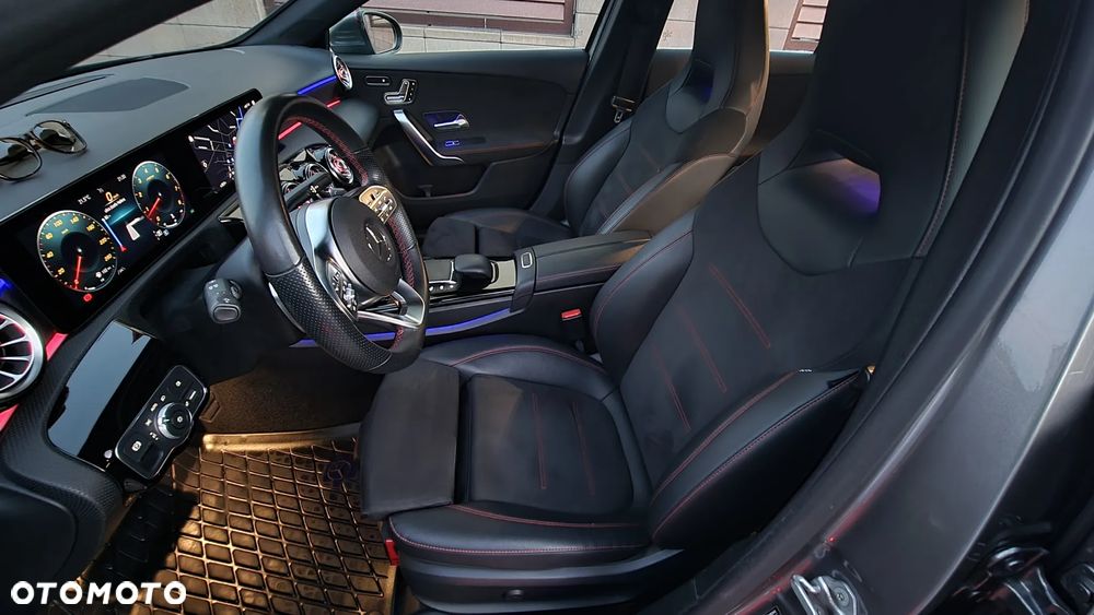 Mercedes-Benz Klasa A 220 4-Matic AMG Line 7G-DCT - 23