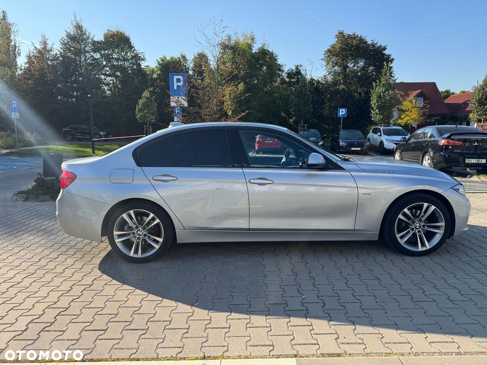 BMW Seria 3 318d Sport Line - 6