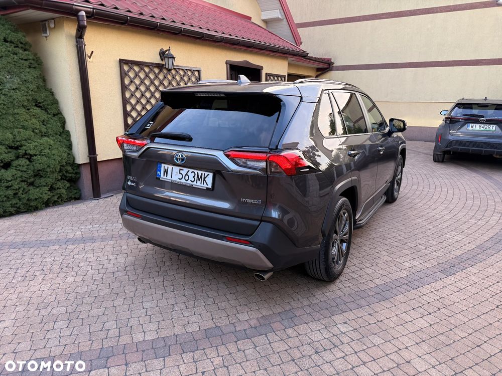 Toyota RAV4 - 4