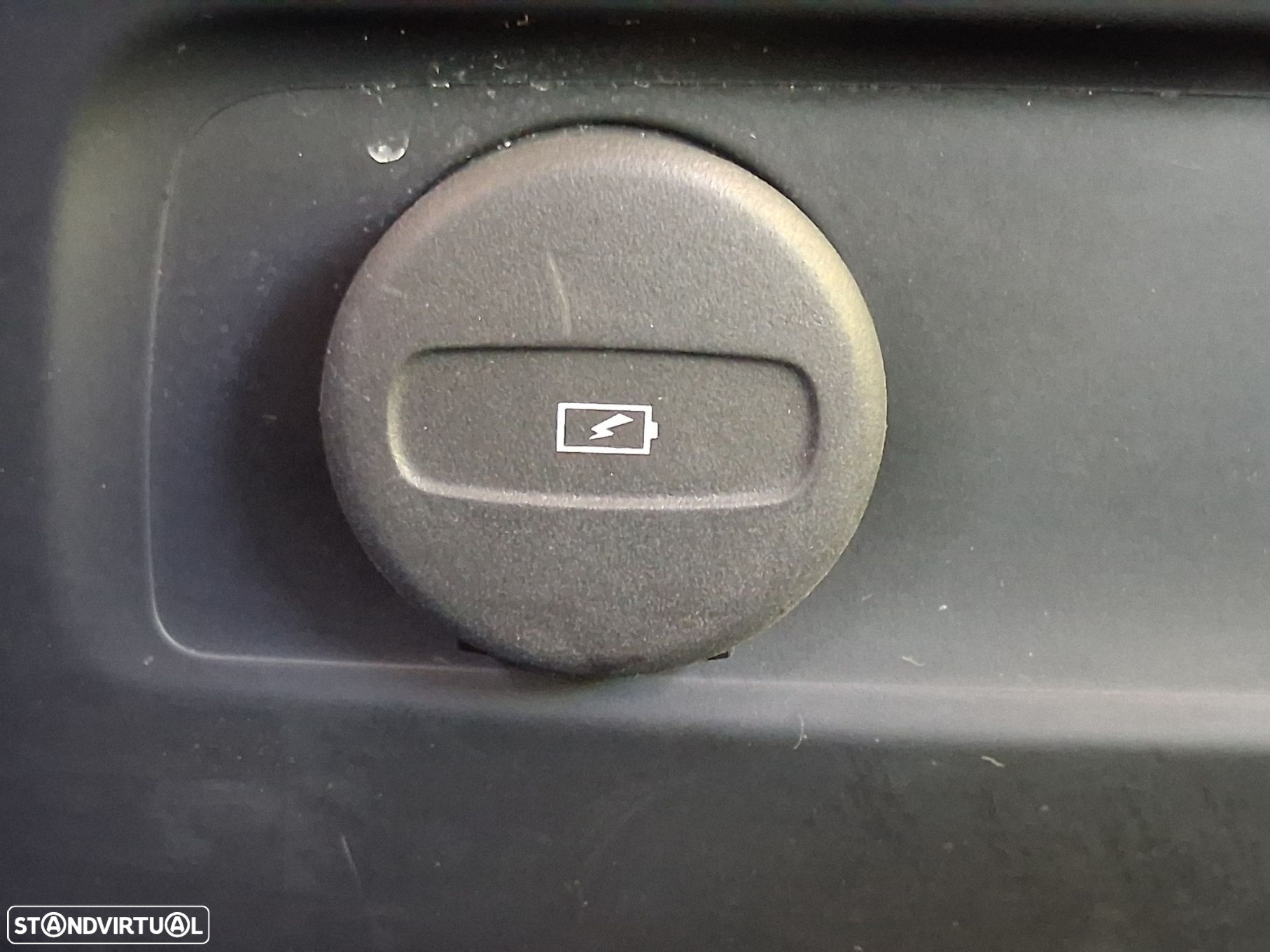Volvo XC 40 1.5 T5 PHEV Momentum Plus - 57
