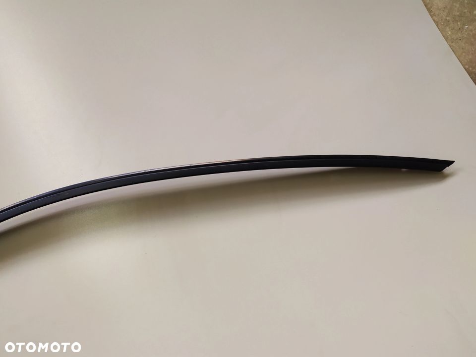 LISTWA DACHOWA CZARNY MAt prawa audi a5 8t coupe - 4