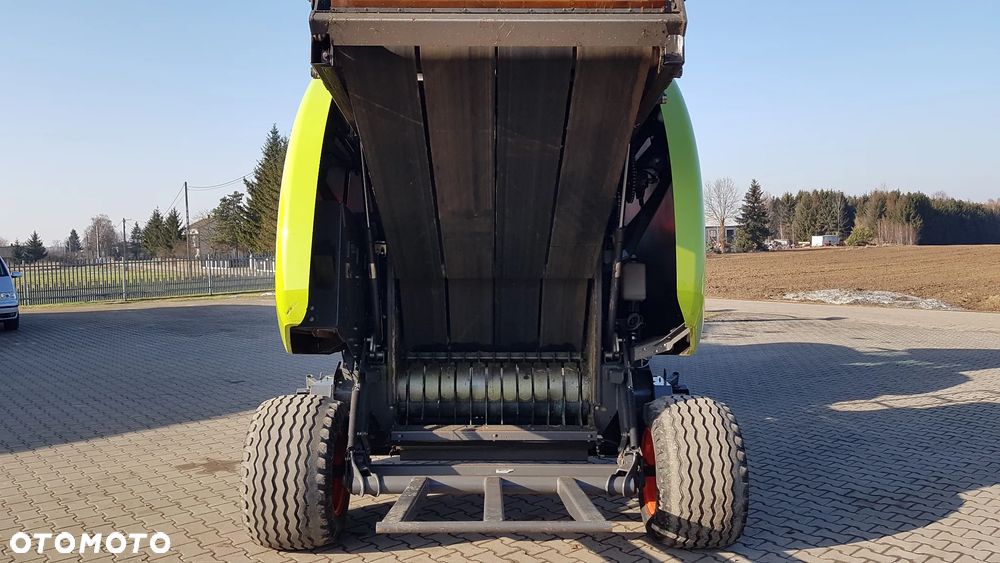 Claas VARIANT 360RF - 12