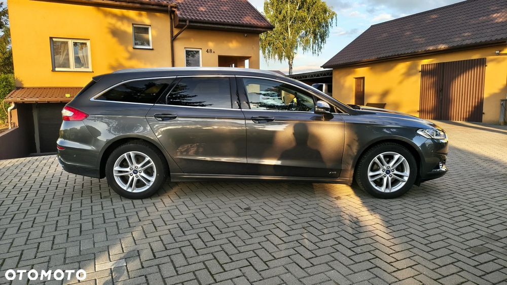 Ford Mondeo - 8