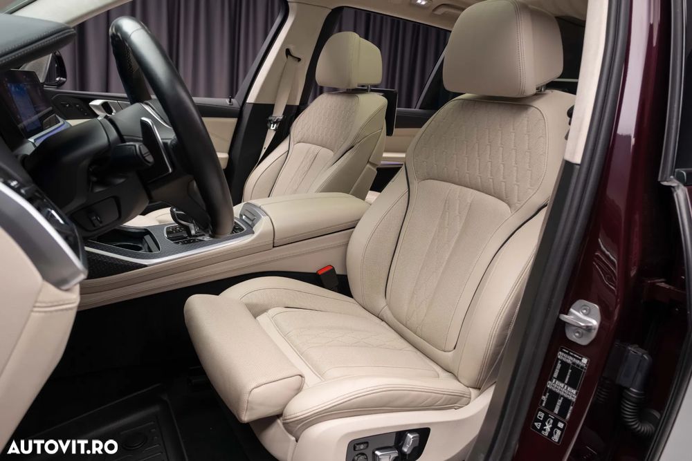 BMW X7 - 29