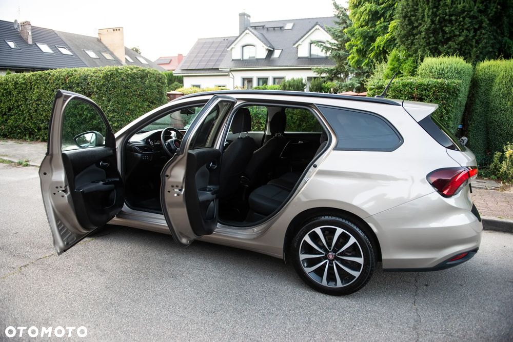 Fiat Tipo 1.4 T-Jet Business Line - 16