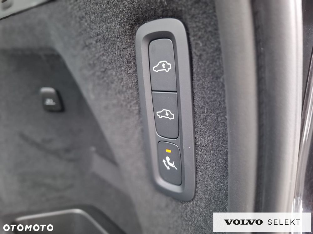 Volvo XC 90 - 39