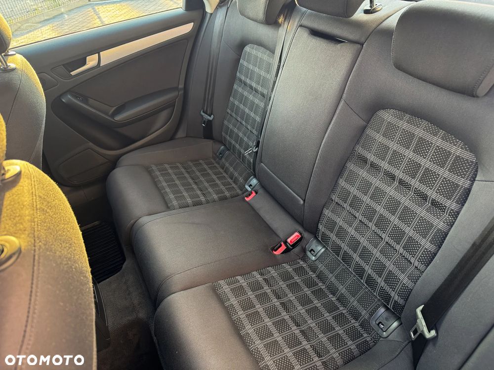 Audi A4 Limousine 2.0 TDI - 14