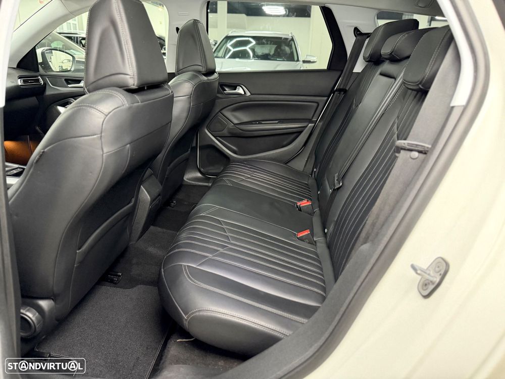 Peugeot 308 SW 1.6 BlueHDi Allure EAT6 - 19