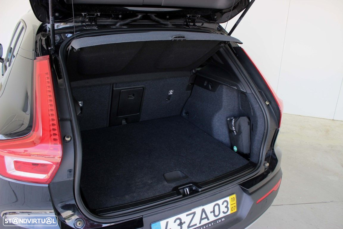 Volvo XC 40 2.0 D3 Momentum - 12