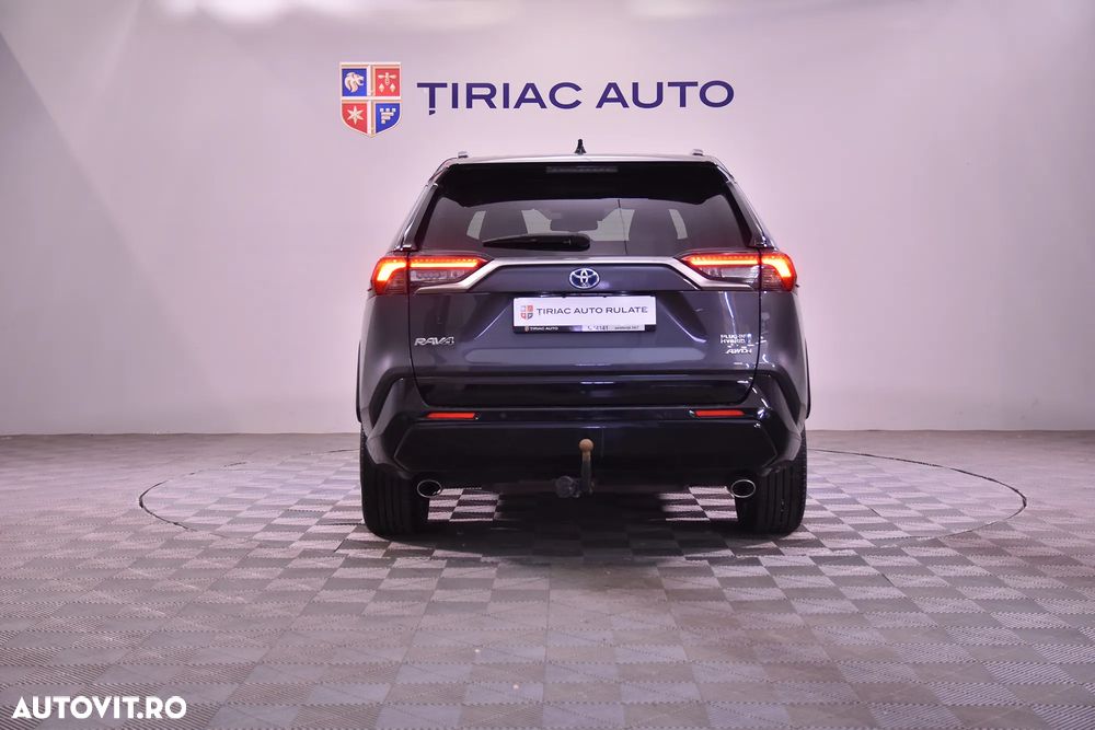 Toyota RAV4 - 5