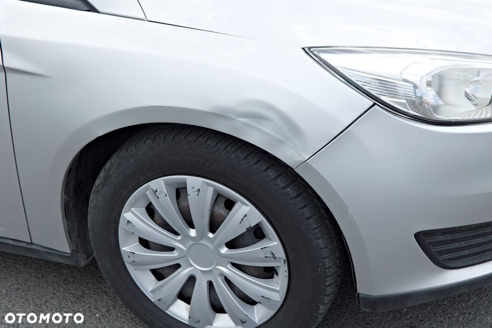 Ford Focus 1.6 Trend - 10