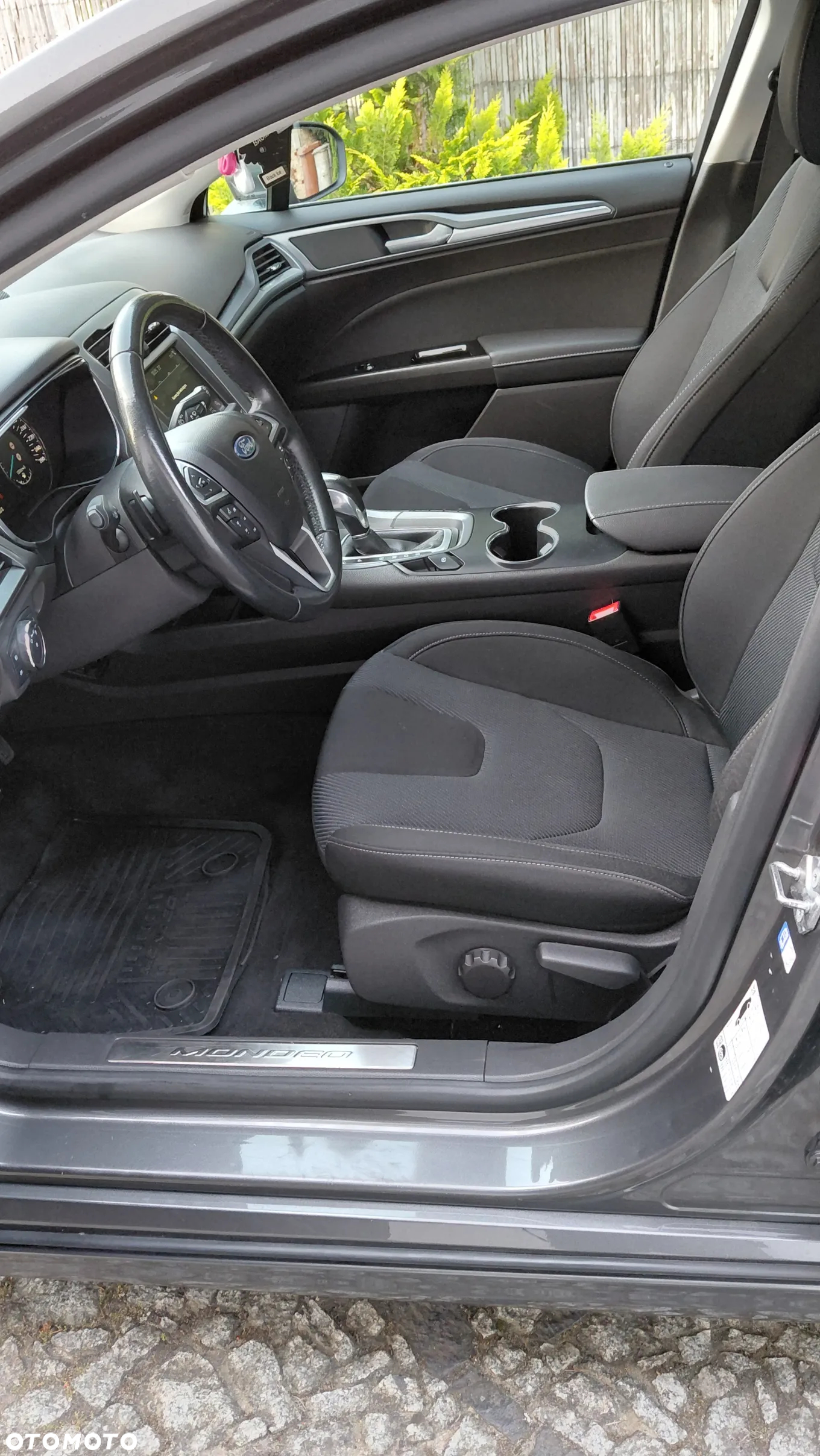 Ford Mondeo 2.0 TDCi Bi-Turbo Titanium PowerShift - 13