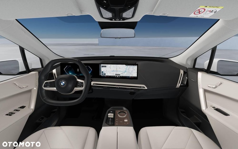 BMW iX - 5