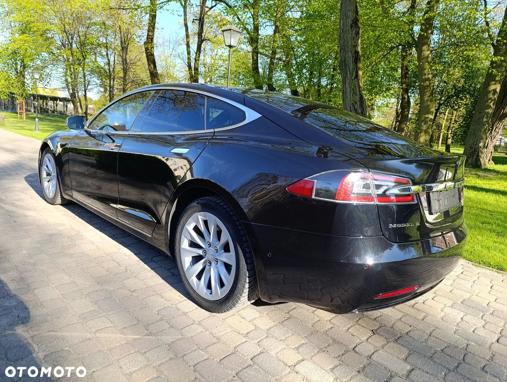 Tesla Model S Long Range Plus - 20