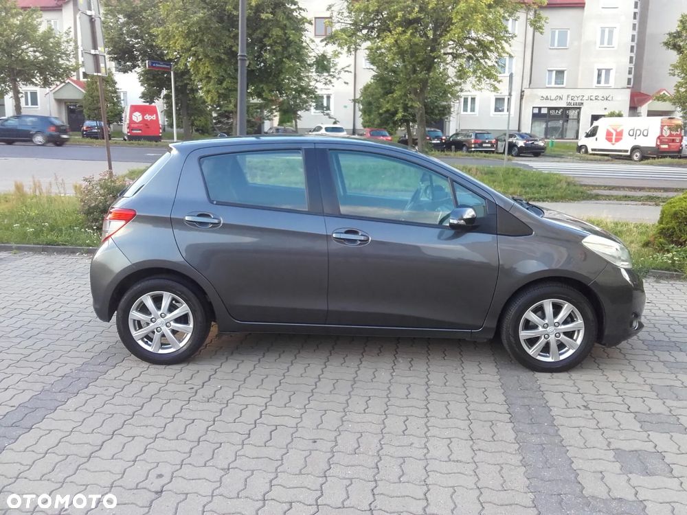 Toyota Yaris - 1
