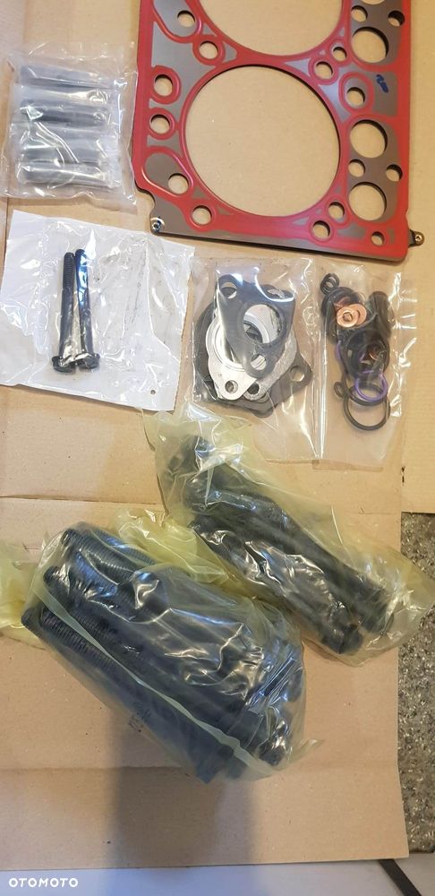 Zestaw uszczelek silnika - góra John Deere DZ111363, RE527832 - 6