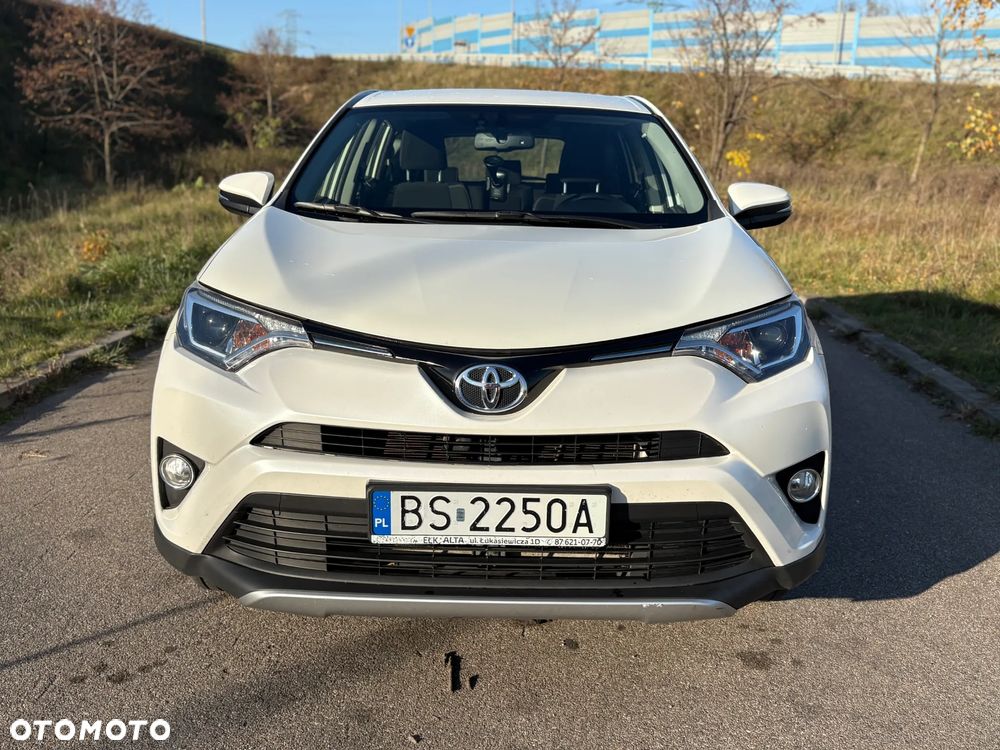 Toyota RAV4 - 3