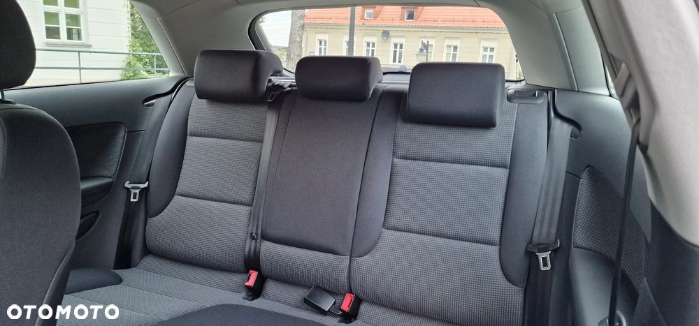 Audi A3 3-drzwiowe 1.6 Ambiente - 12