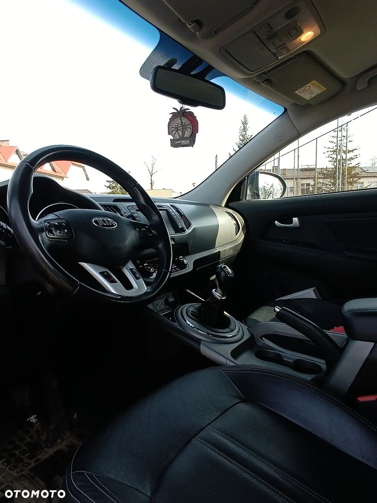 Kia Sportage 1.7 CRDI 2WD ISG Dream-Team Edition - 12