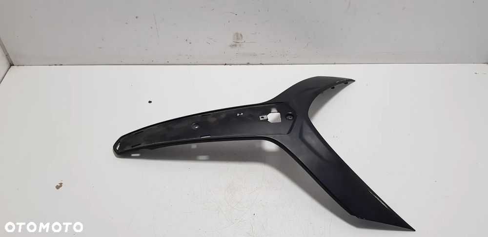 Piaggio MP3 125 Yourban Nosek Krawat Przedni Przód - 2