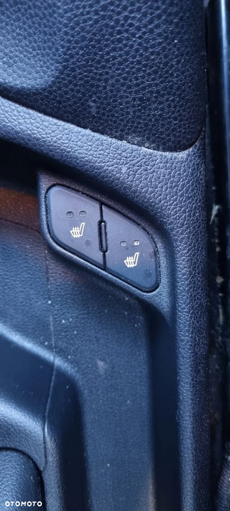 Kia Picanto 1.2 L - 6