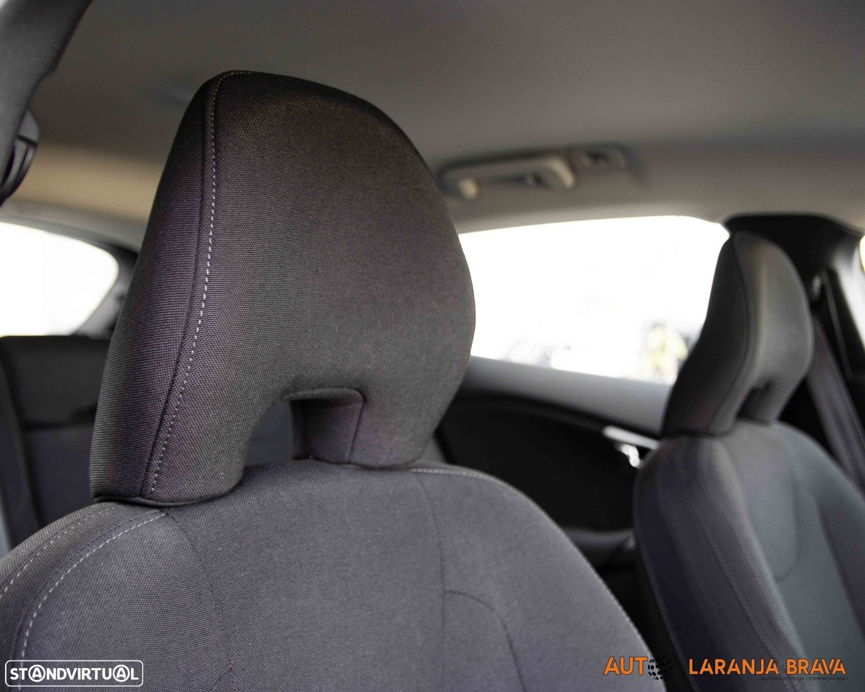 Volvo V40 2.0 D2 Summum Geartronic - 30