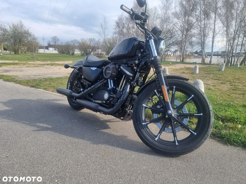 Harley-Davidson Sportster Iron 883 - 15