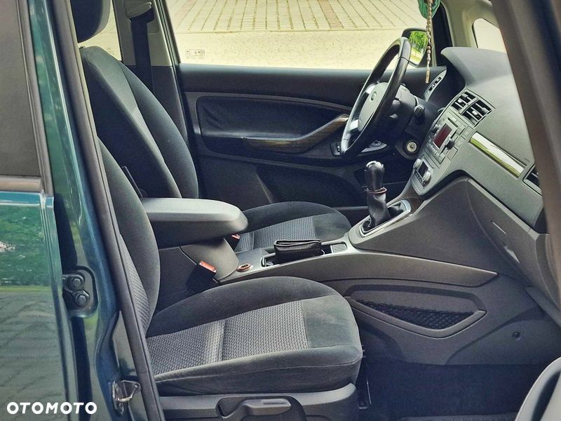 Ford Focus C-Max 2.0 Ghia - 23