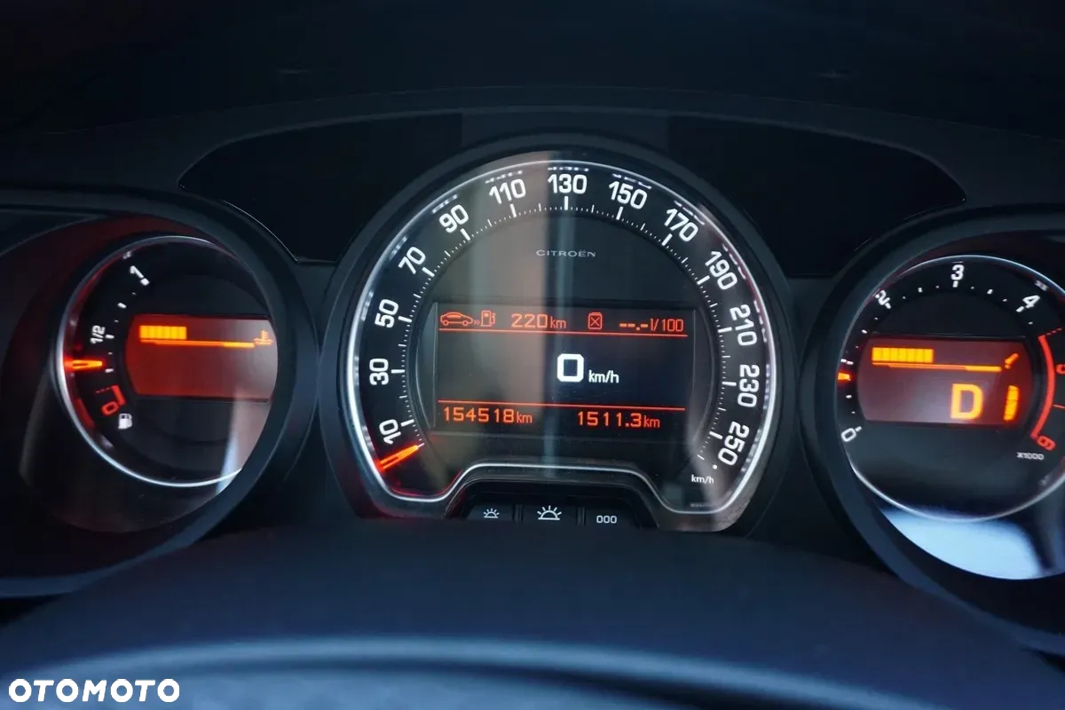 Citroën C5 2.0 HDi Exclusive - 10