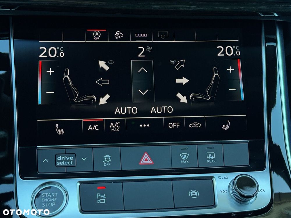 Audi Q8 - 30