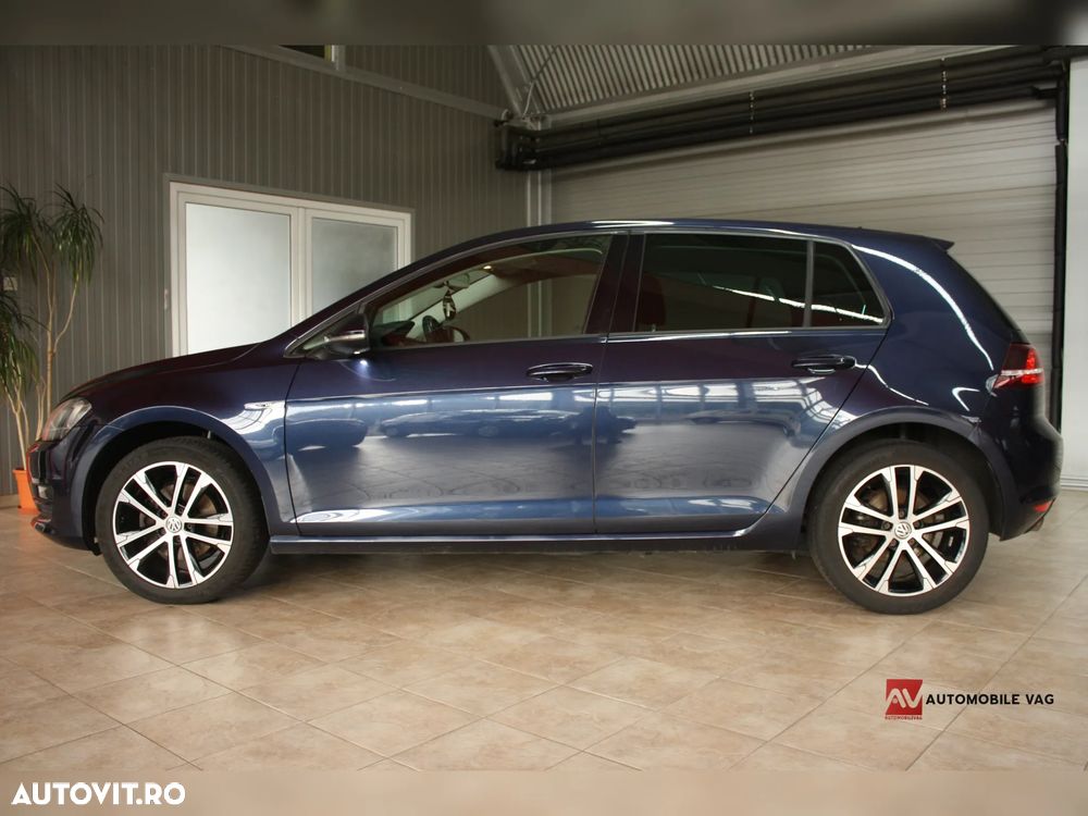 Volkswagen Golf 1.4 TSI BlueMotion Technology Lounge - 4