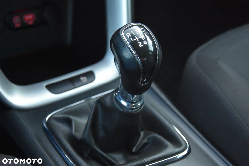 Kia Ceed 1.4 CVVT Dream-Team Edition - 35