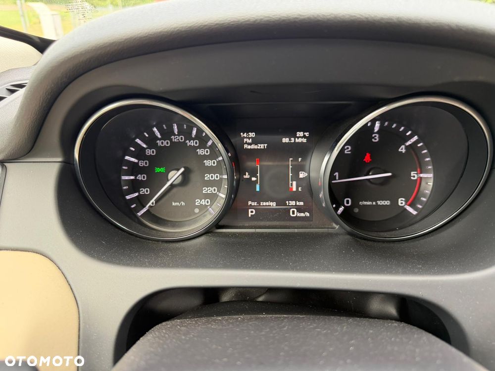 Land Rover Discovery Sport - 23