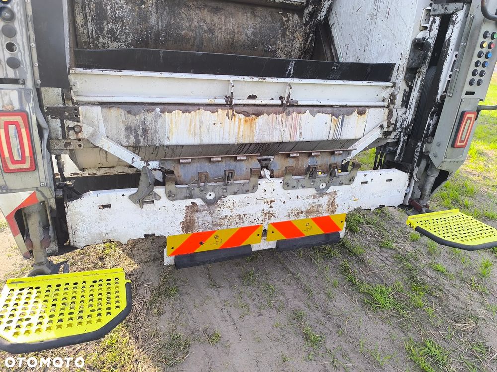 Renault D WIDE C - 25