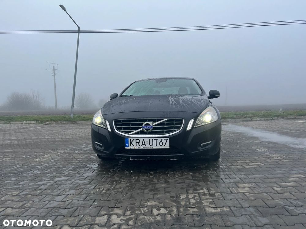 Volvo S60 - 1