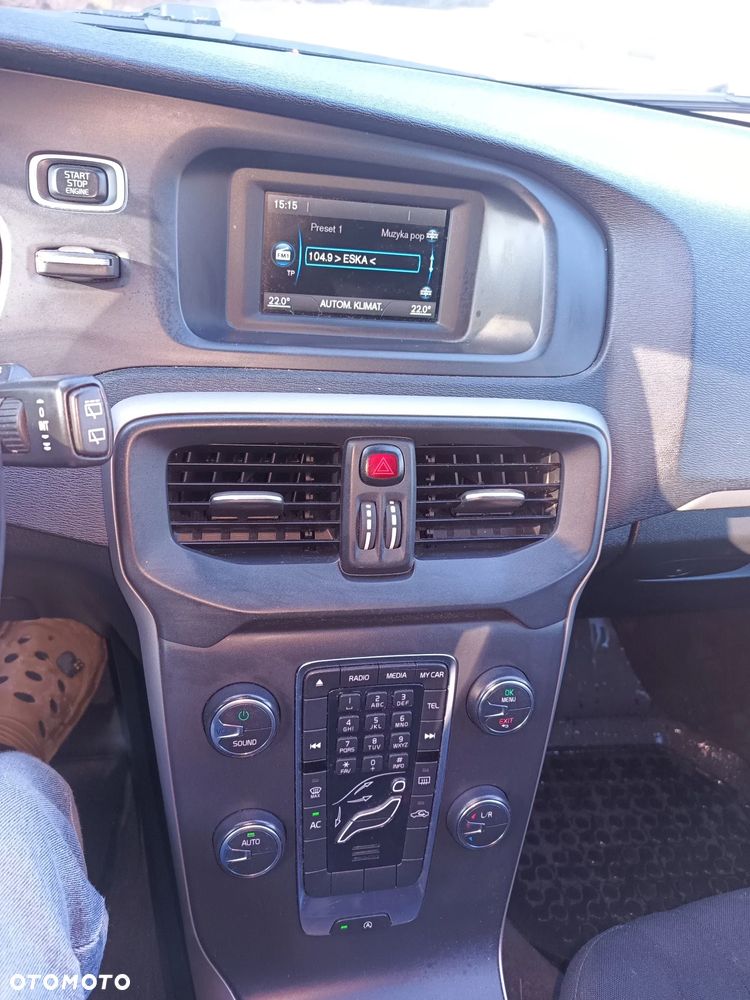 Volvo V40 D2 Kinetic - 9