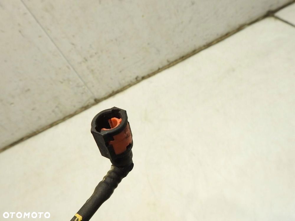 PRZEWÓD PALIWA TOYOTA COROLLA VERSO II 1.8 VVTI - 5