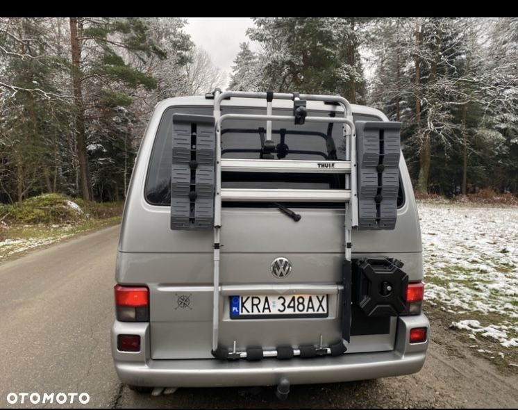 Volkswagen Caravelle - 3