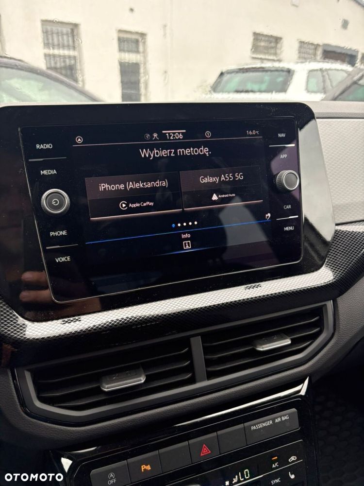 Volkswagen T-Cross - 18