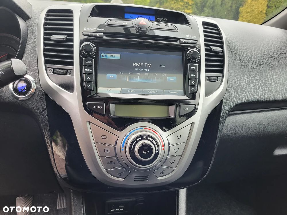 Hyundai ix20 1.6 Premium - 16