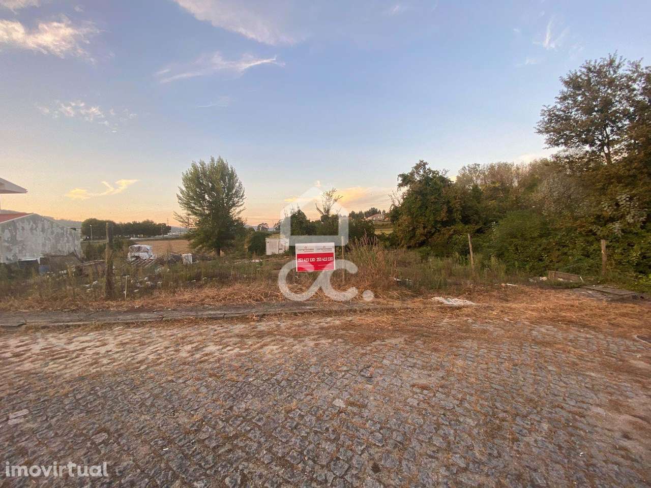 Terreno em Riba de Ave - Vila Nova de Famalicão - Grande imagem: 4/16