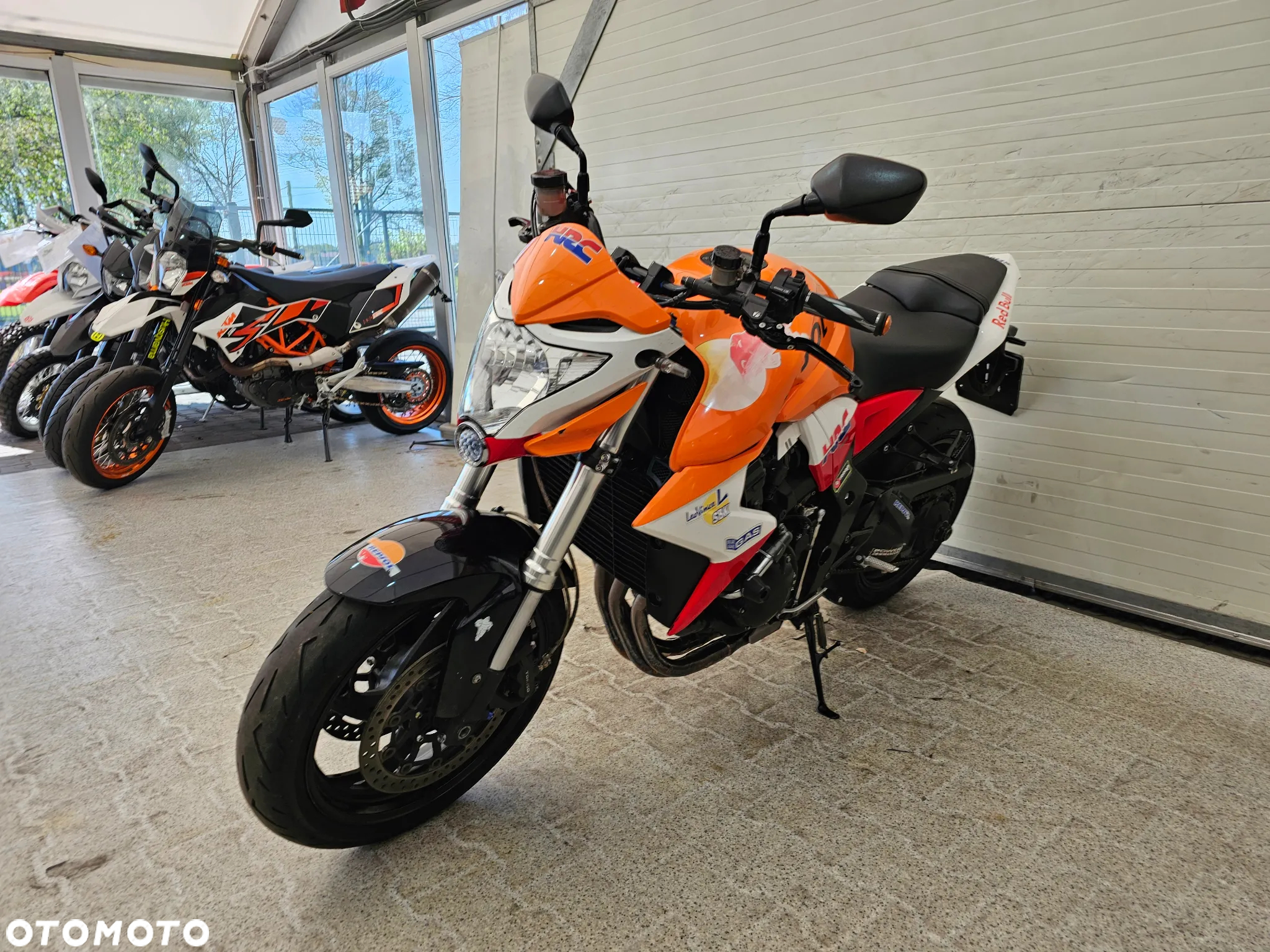 Honda CB - 9