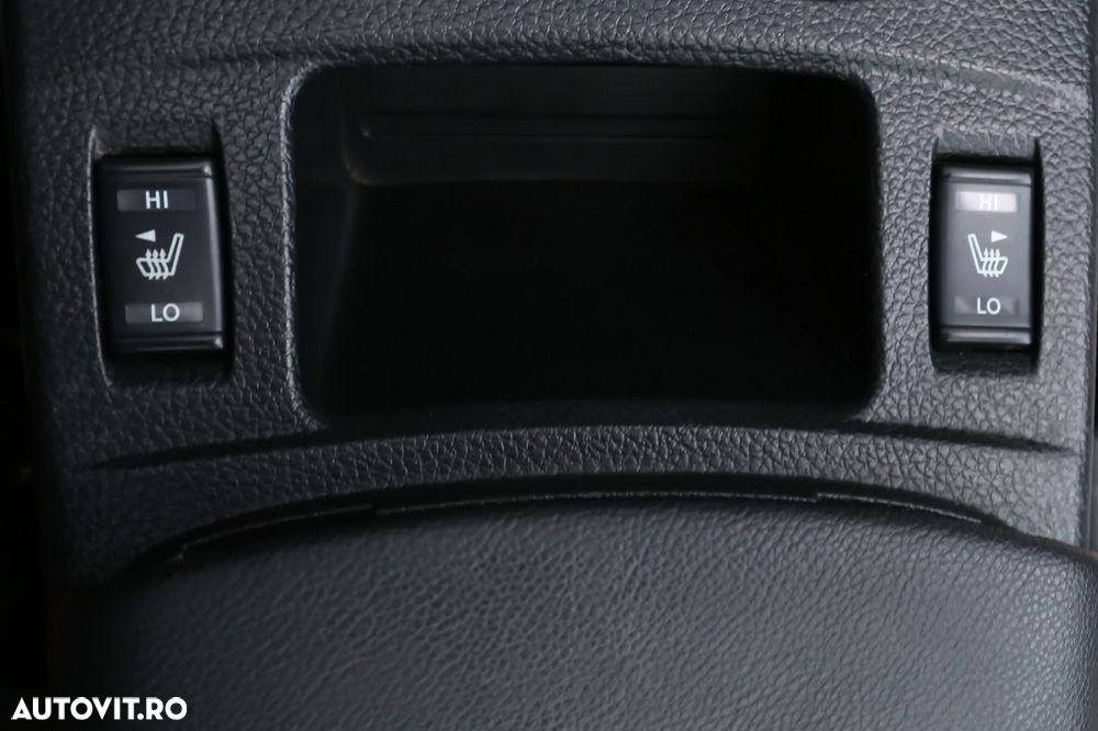 Nissan Qashqai 1.6 DCI Start/Stop 4X4-i Tekna - 28