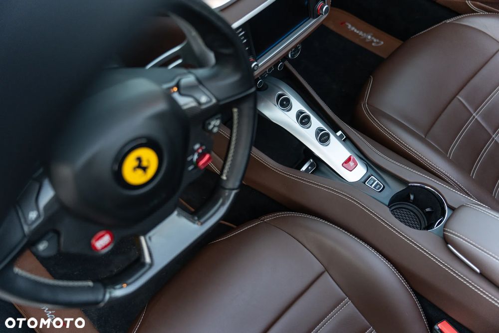 Ferrari California - 18