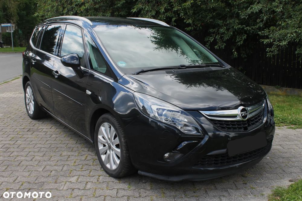 Opel Zafira - 1
