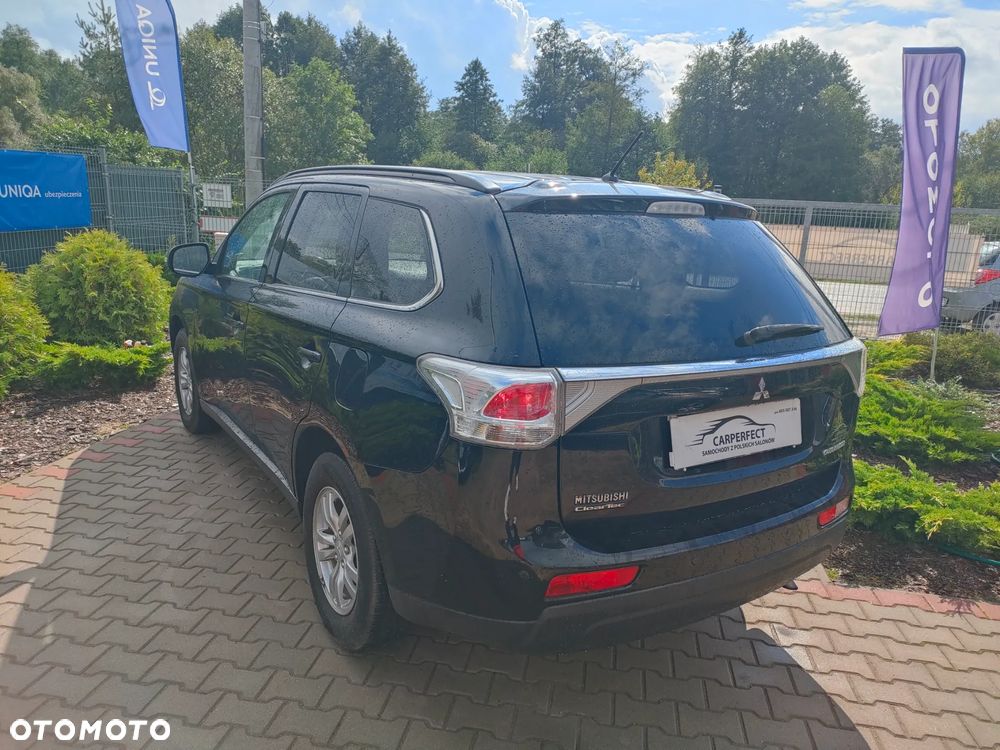 Mitsubishi Outlander 2.0 Intense - 12