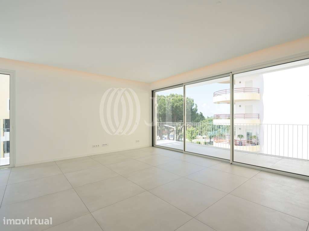 Apartamento T3, com varanda e estacionamento, no Algarve - Grande imagem: 2/30